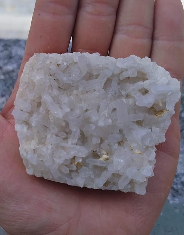 Amas d'aiguilles de quartz clair