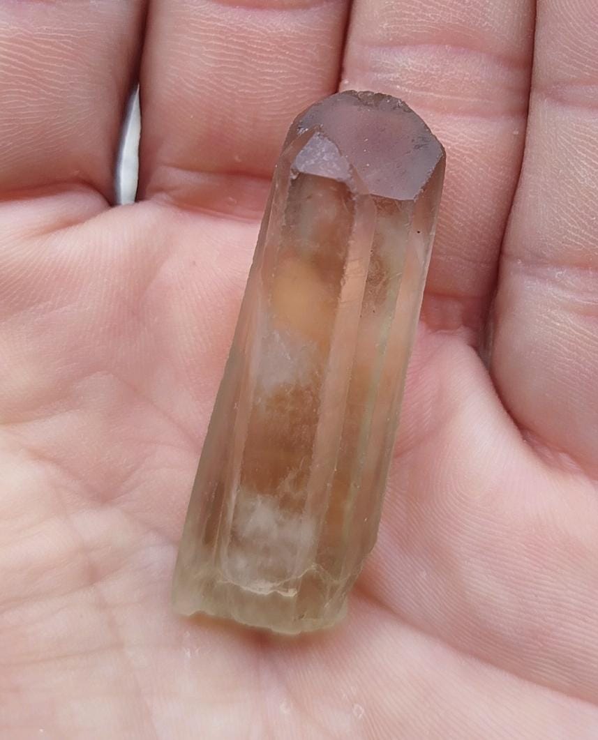 Pointe naturelle de citrine