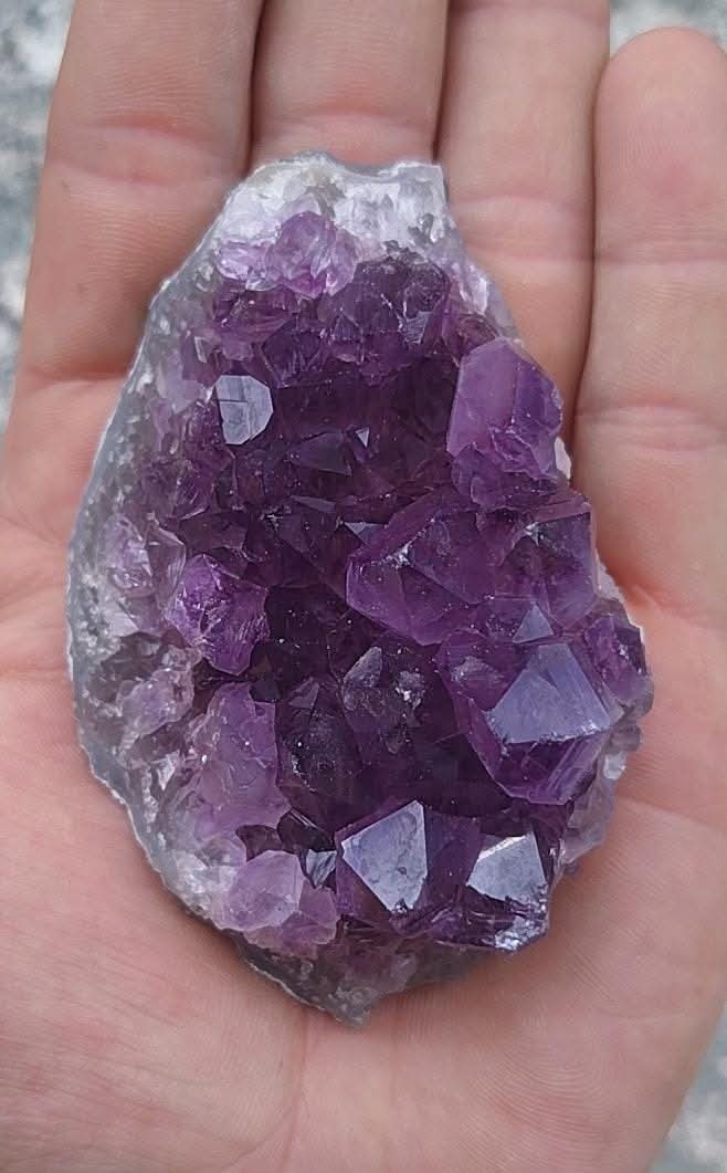 Spécimen d'améthyste.