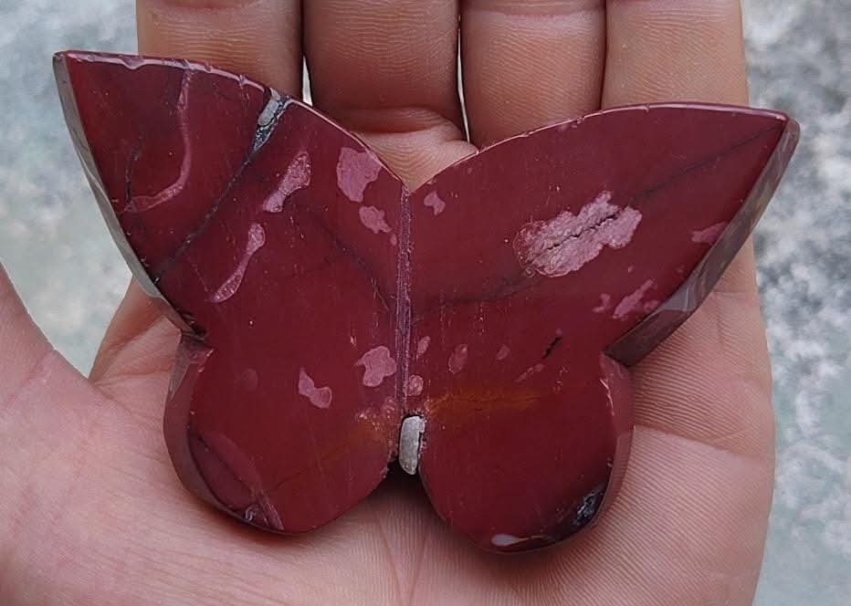 Papillon en mookaite.