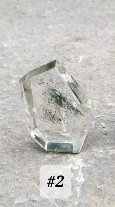 Lodolite / Quartz jardin forme libre