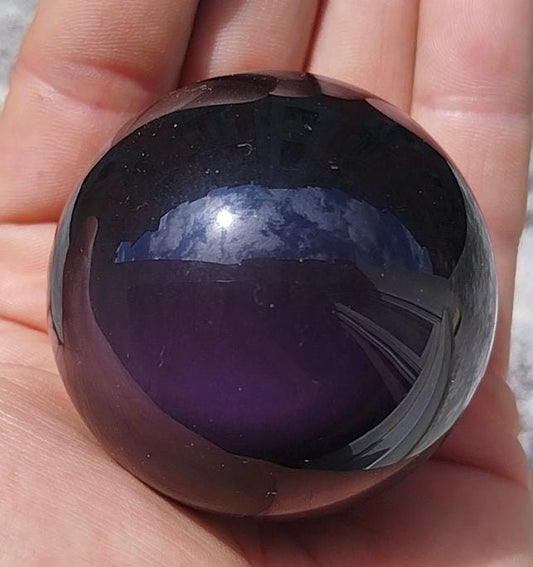 Esfera de obsidiana arcoíris