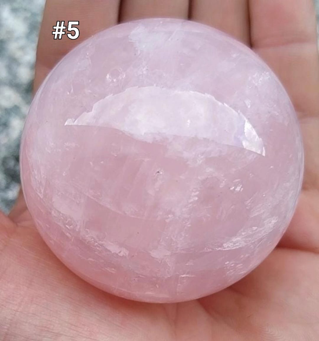 Esfera de cuarzo rosa