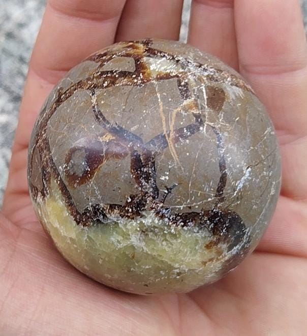 Sphère en Septaria