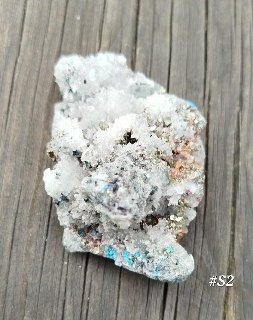 Quartz et Pyrite spécimen (#S2)