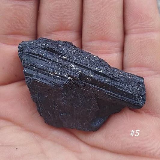 Turmalina negra - Grado B