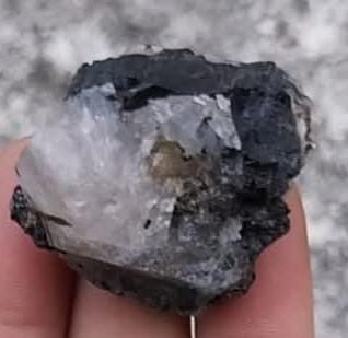 Quartz et Tourmaline Noire spécimen