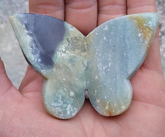 Papillon en calcite des Caraïbes.