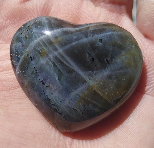 Cœur en labradorite.