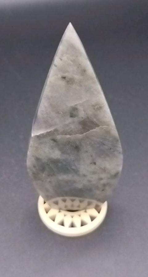 Gota de labradorita pulida